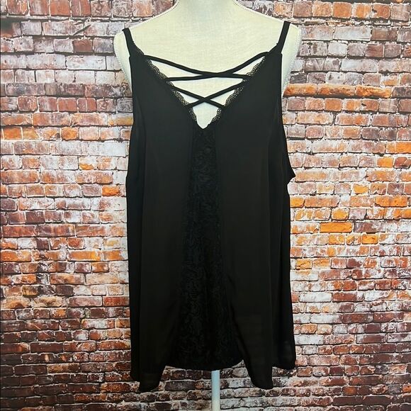 Torrid Strappy Lace Cami - Picture 2 of 7